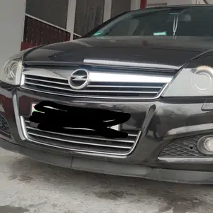 Opel Astra H, 2008