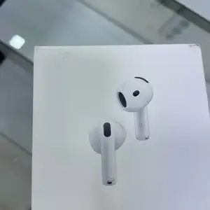 Наушники AirPods 4