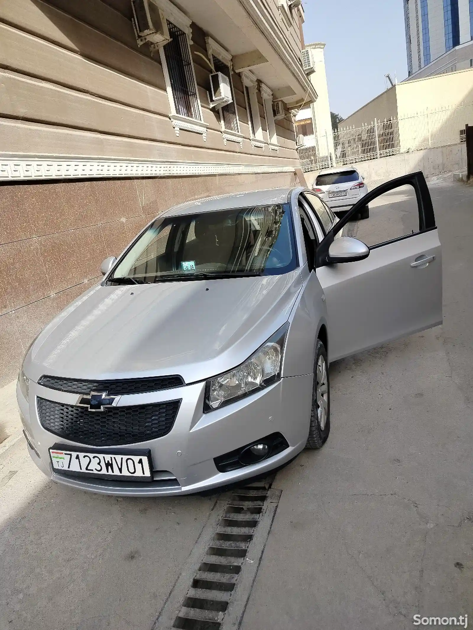 Chevrolet Cruze, 2011-1