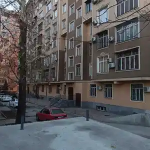 3-комн. квартира, 9 этаж, 75 м², Карияи Боло