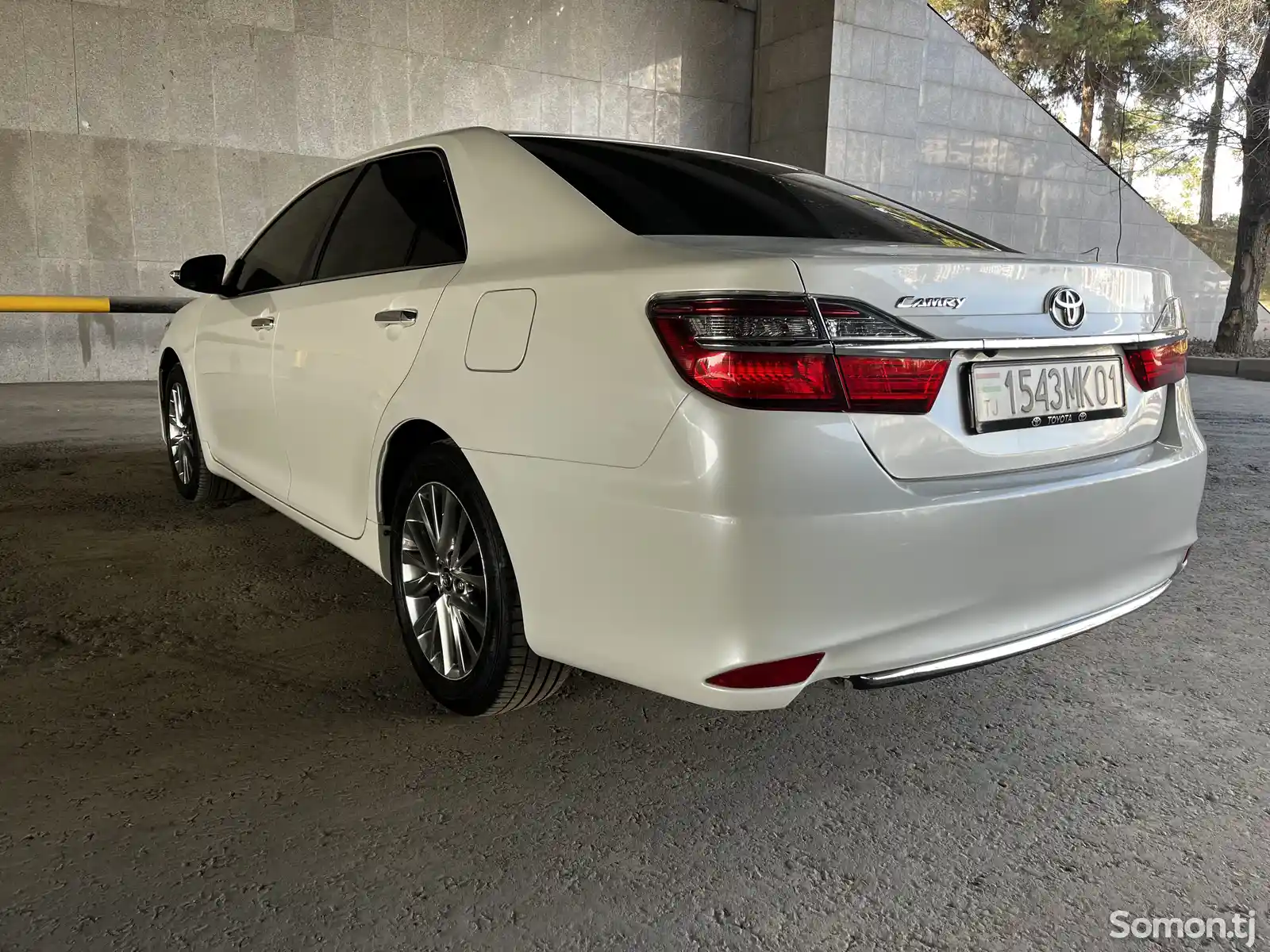 Toyota Camry, 2017-3