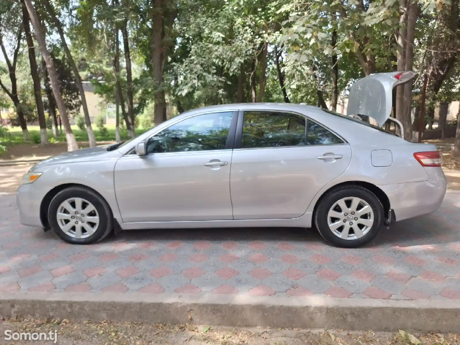 Toyota Camry, 2010-4