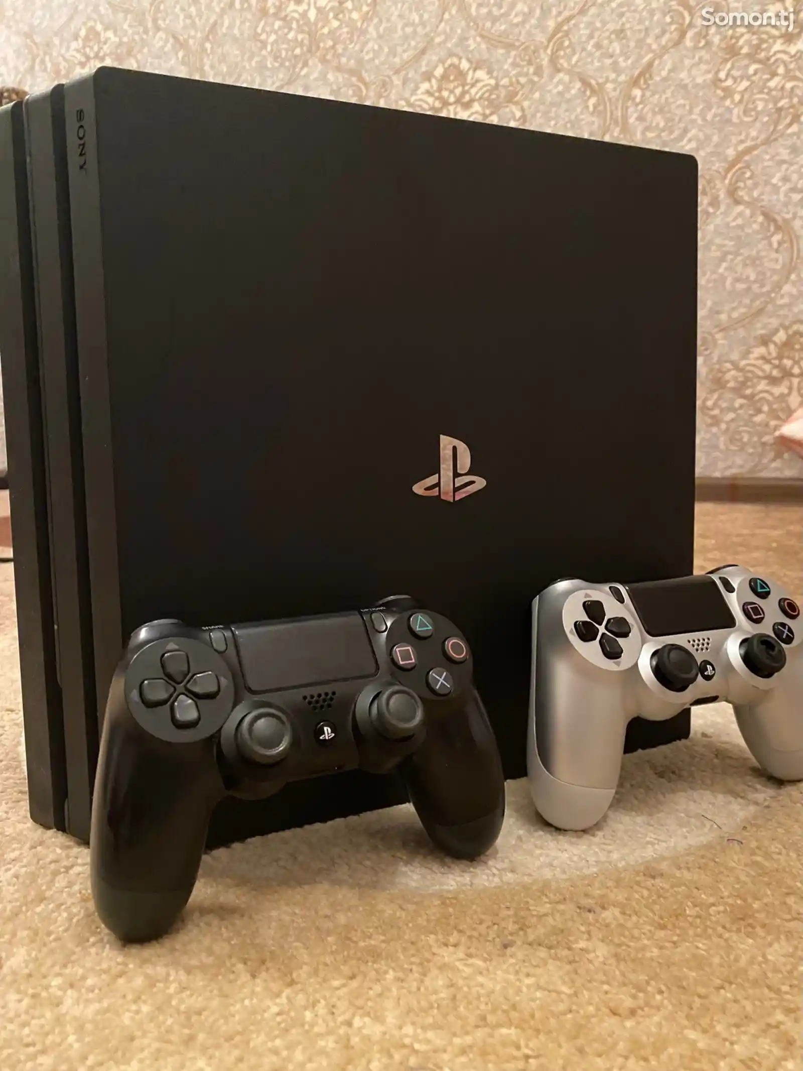 Игровая приставка Sony PlayStation 4 Pro-2