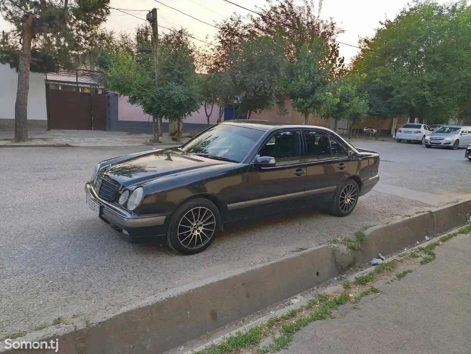 Mercedes-Benz E class, 2001-8