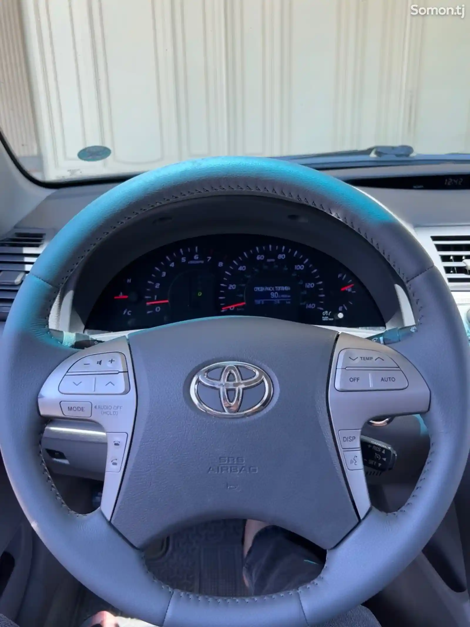 Toyota Camry, 2011-9