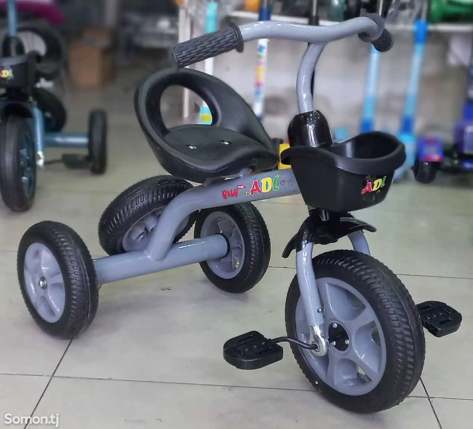 Детский трёхколёсный велосипед-1
