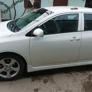 Toyota Corolla, 2010