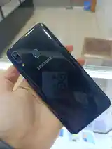 Samsung Galaxy A30-2