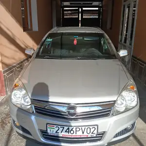 Opel Astra H, 2008