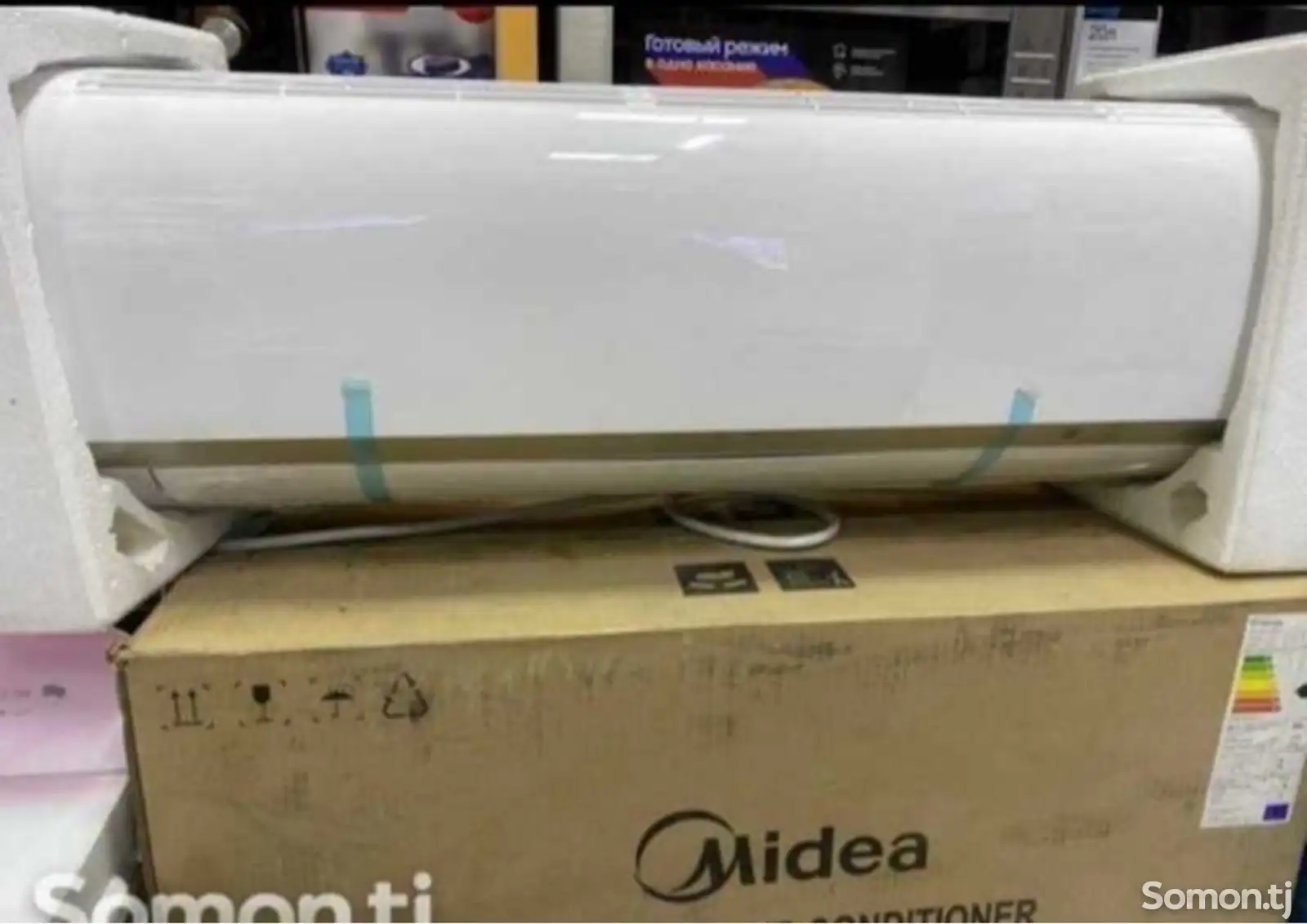 Кондиционер Midea 12 куб