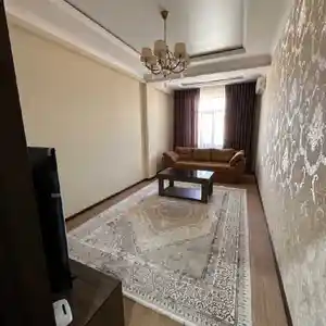 2-комн. квартира, 6 этаж, 61м², И. Сомони