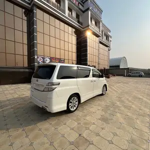 Toyota Vellfire, 2014