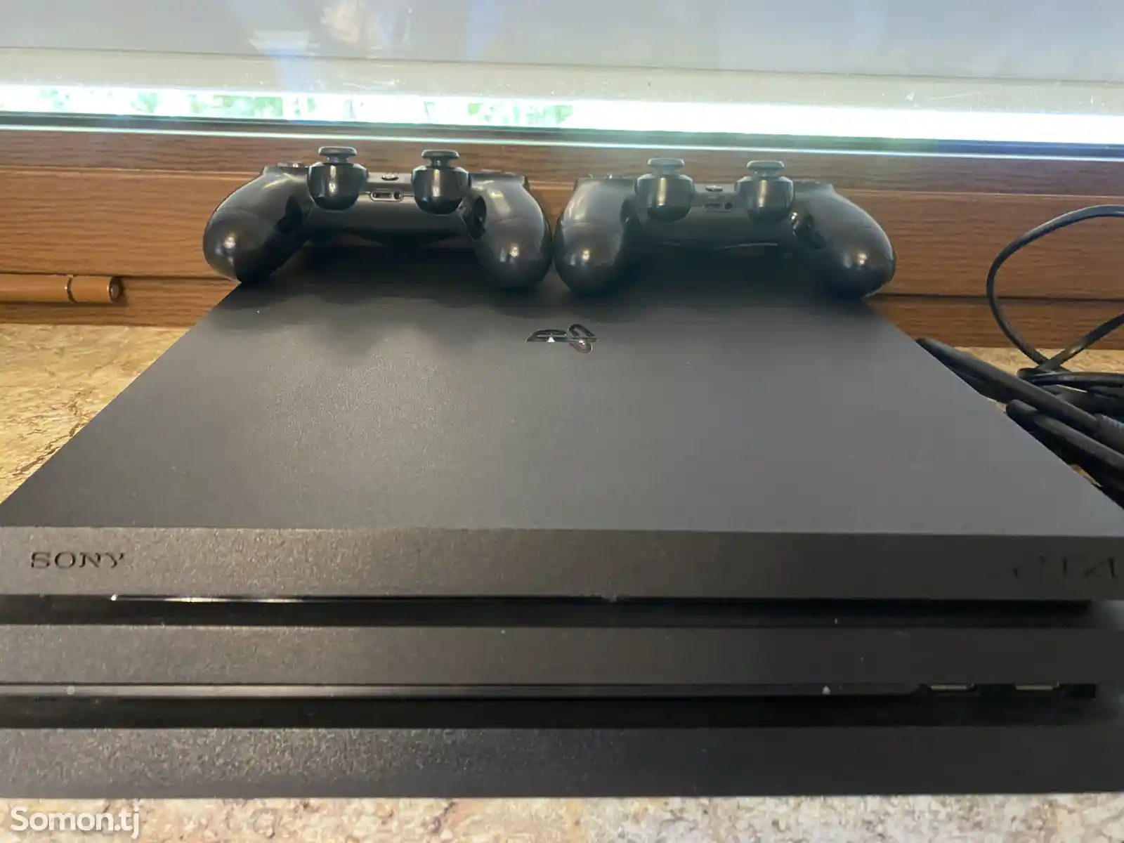 Игровая приставка Sony PlayStation 4 Pro-2