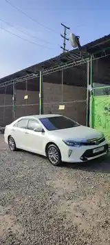 Toyota Camry, 2017-5