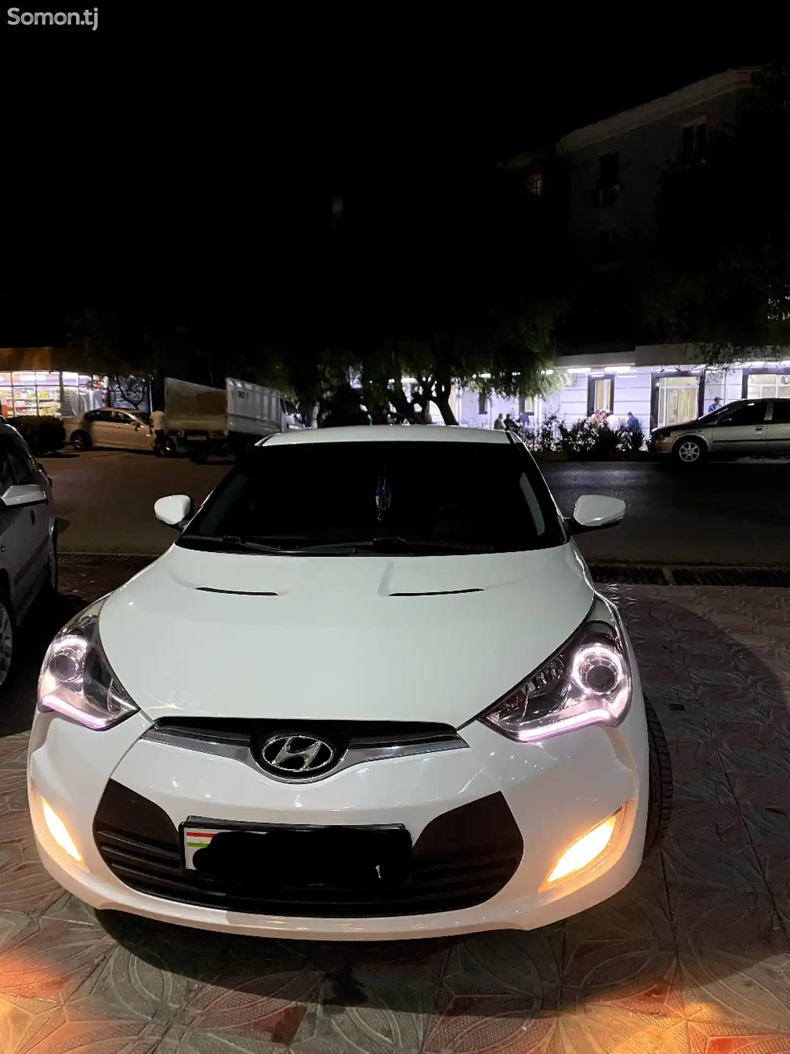 Hyundai Veloster, 2011-1