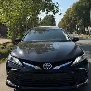 Toyota Camry, 2023