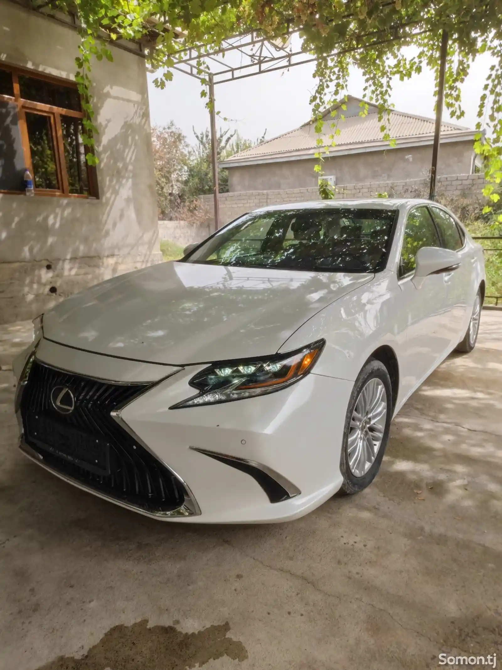 Lexus ES series, 2014-3