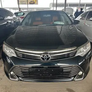 Toyota Camry, 2015