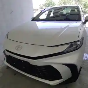 Toyota Camry, 2024