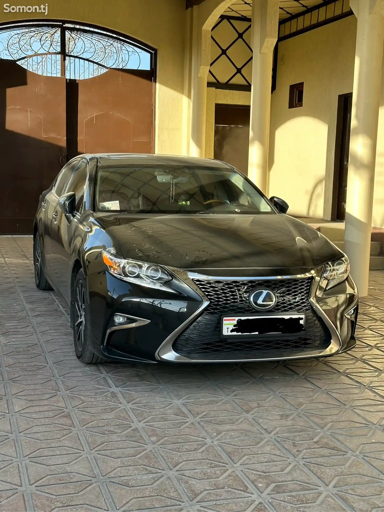 Lexus ES series, 2017-1