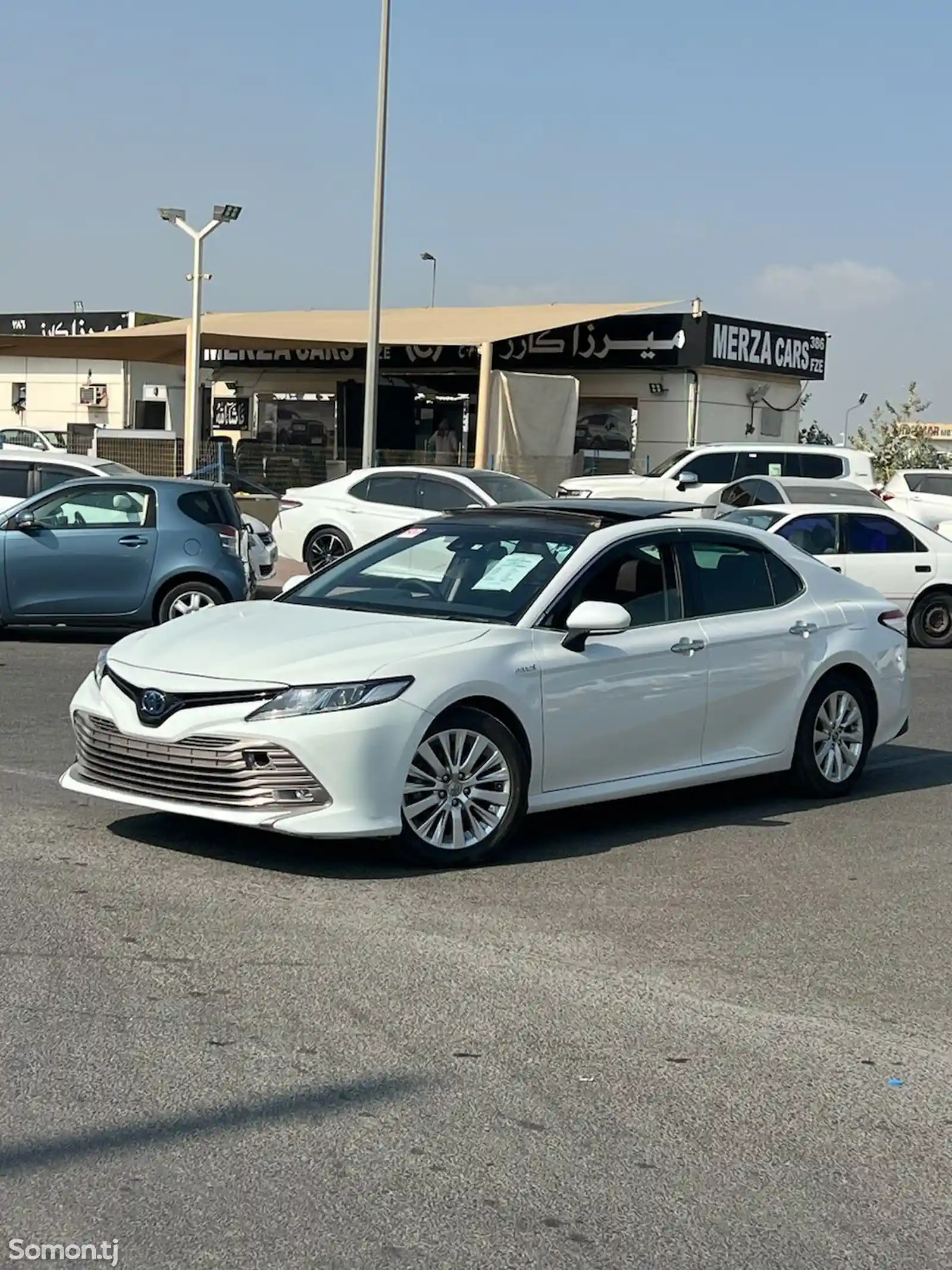 Toyota Camry, 2017-4