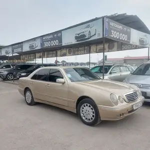 Mercedes-Benz E class, 2000