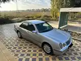 Mercedes-Benz E class, 2000-8