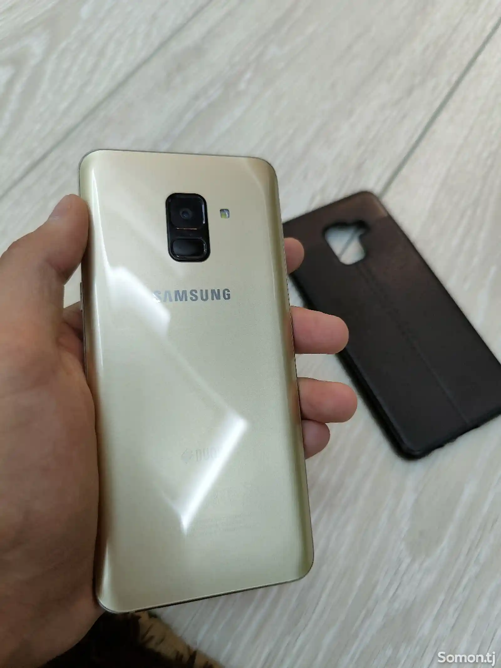 Samsung Galaxy A8 2018-1