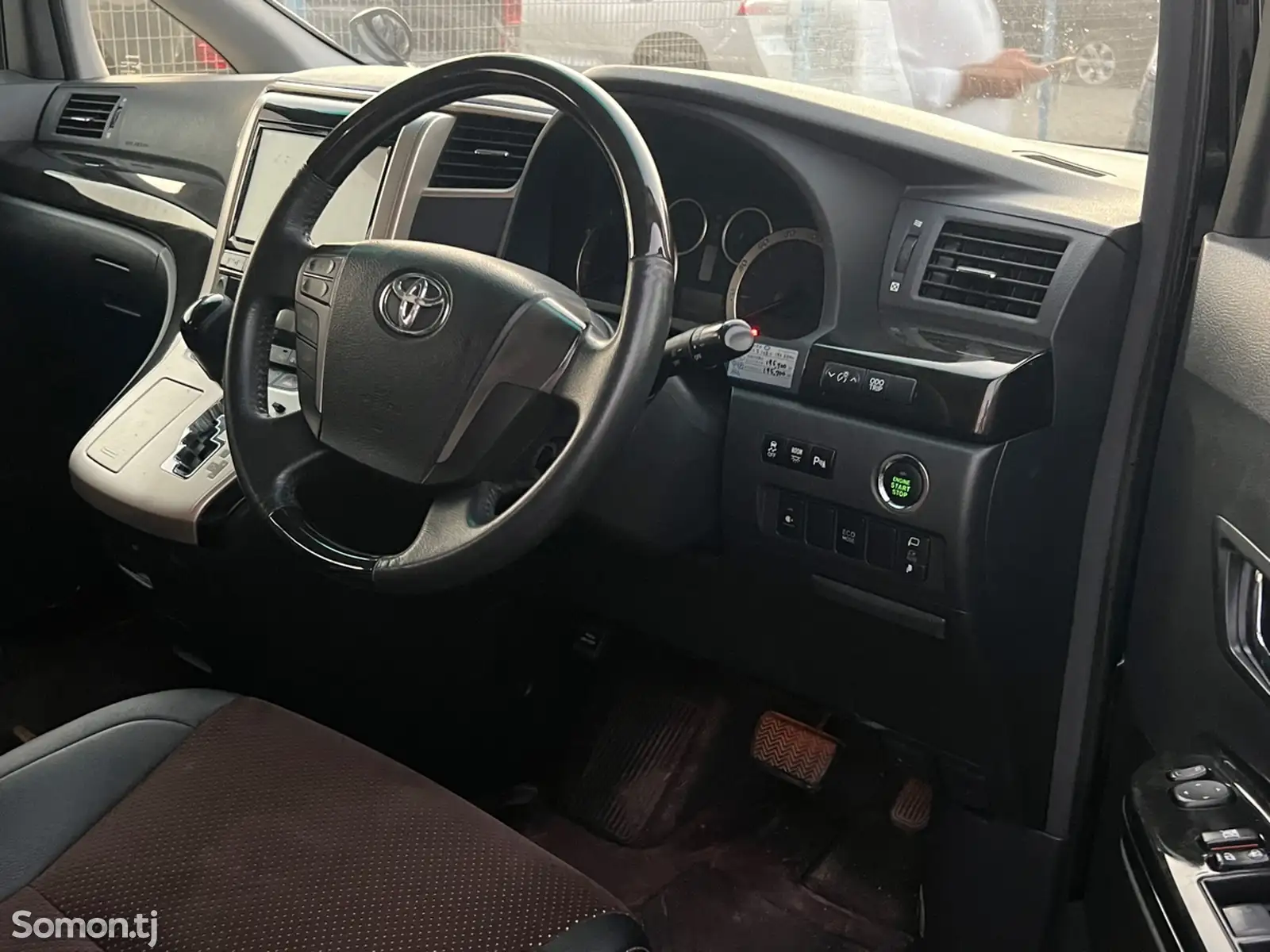 Toyota Alphard, 2014-9