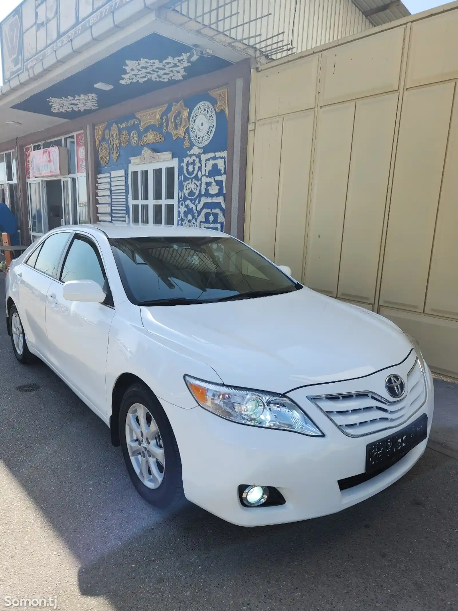 Toyota Camry, 2011-1