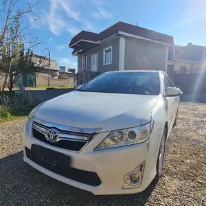 Toyota Camry, 2014