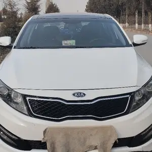 Kia K5, 2011