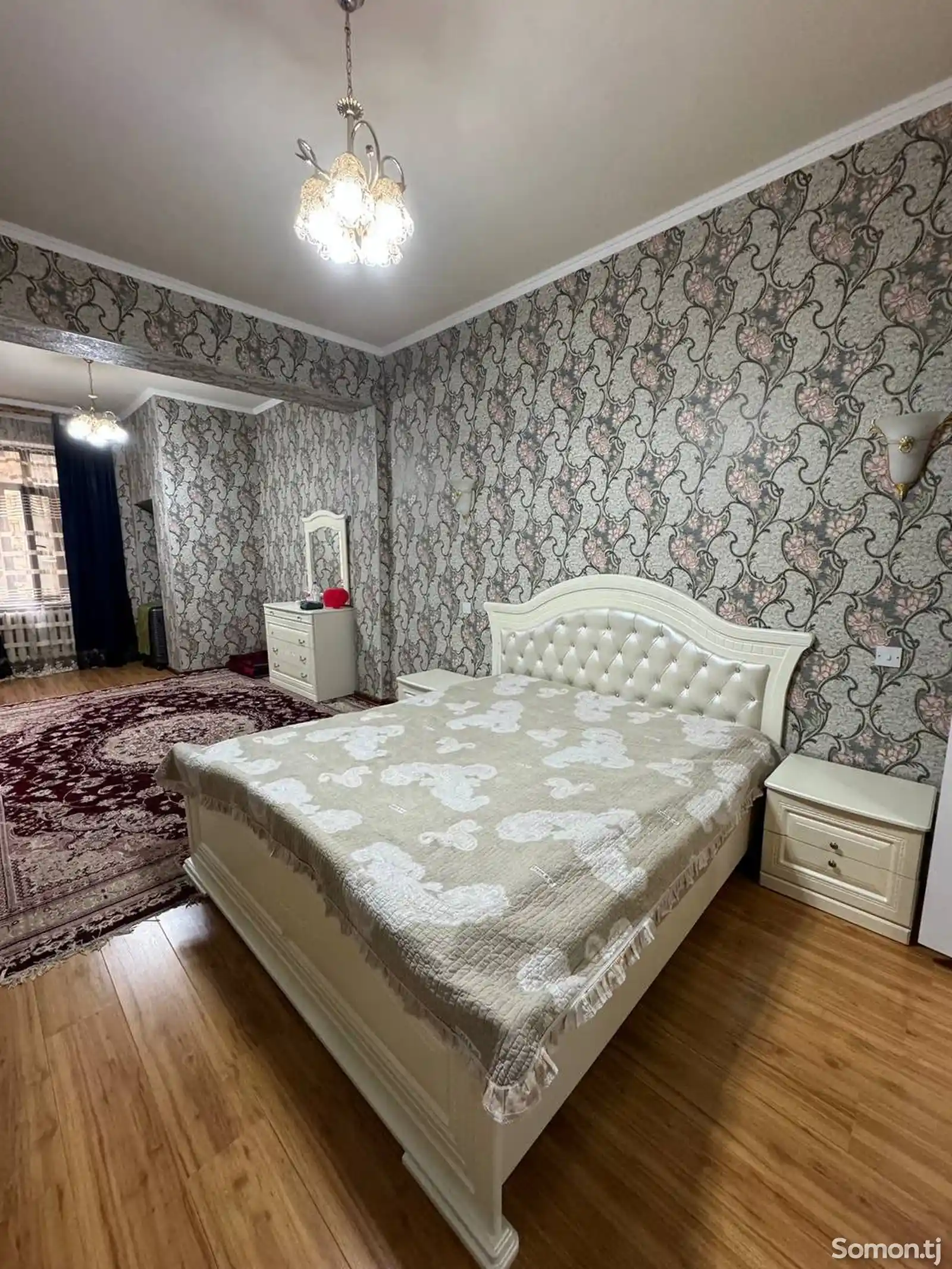 3-комн. квартира, 4 этаж, 140м², Исмоил Сомони-1