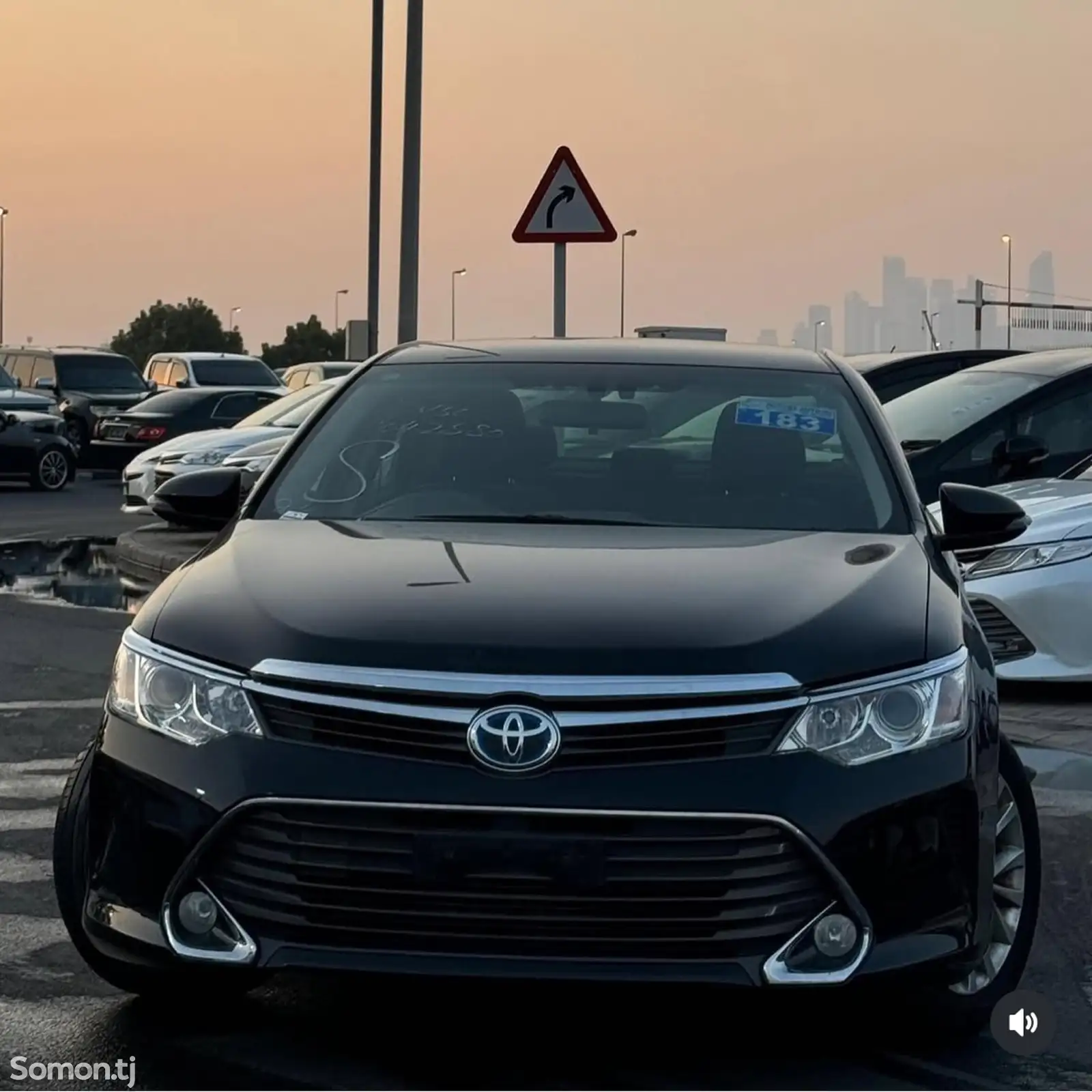 Toyota Camry, 2015-1