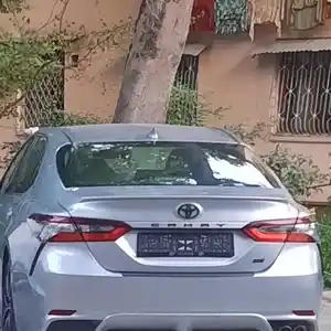 Toyota Camry, 2022