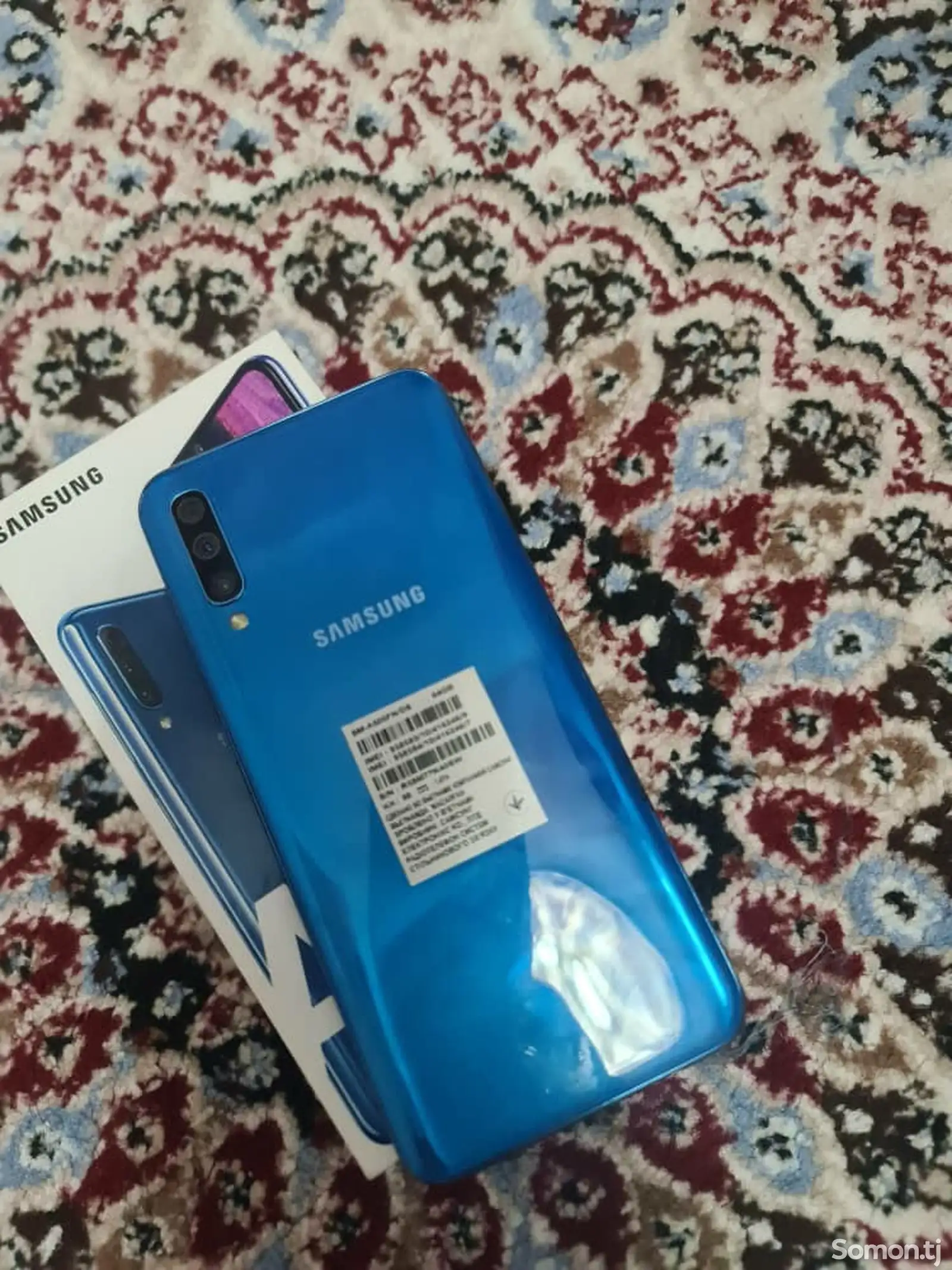 Samsung Galaxy A50-1