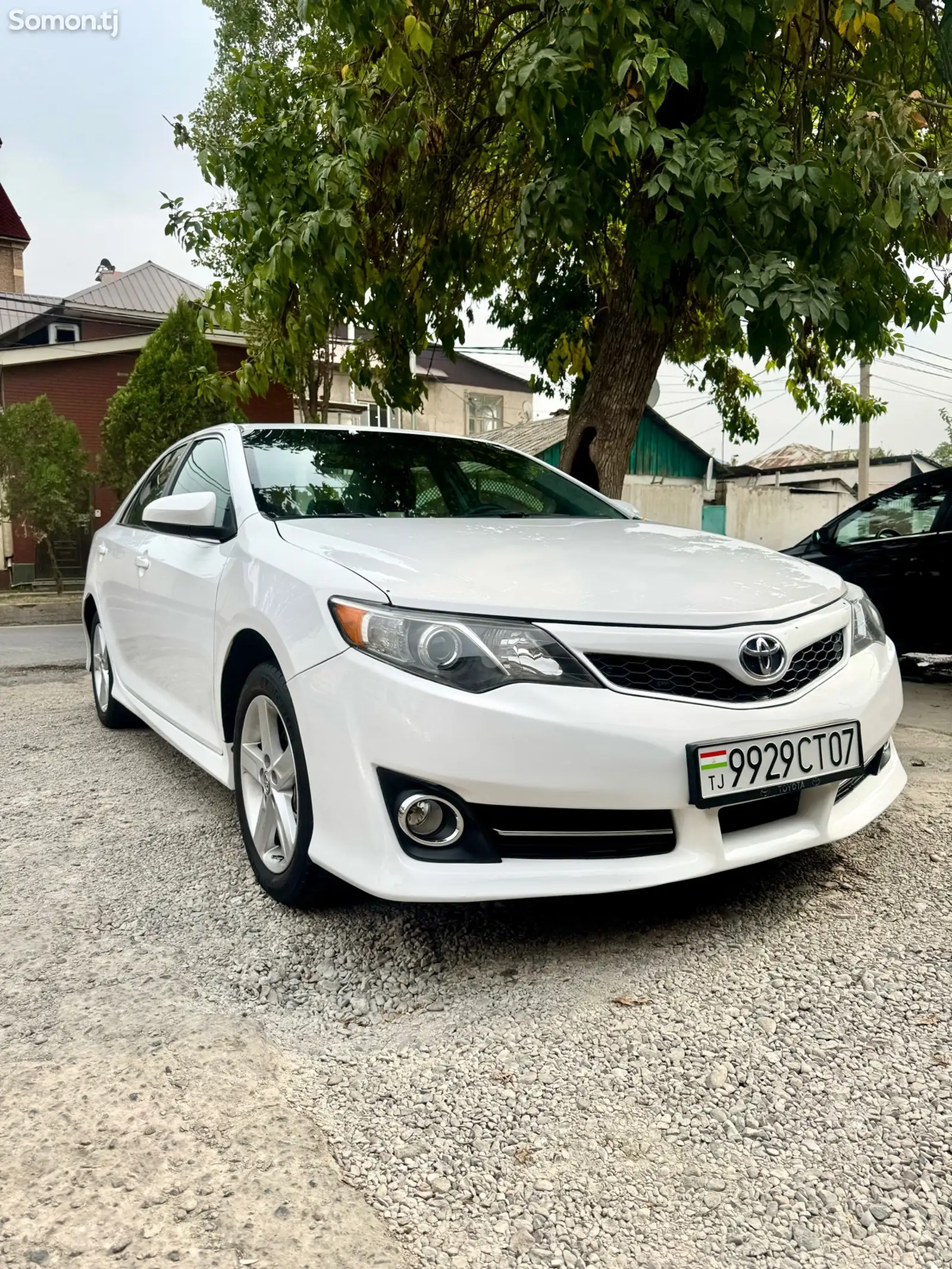 Toyota Camry, 2013-1