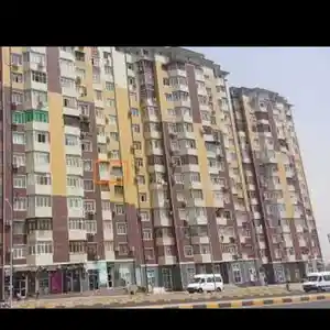 2-комн. квартира, 10 этаж, 72 м², Зарафшон 2