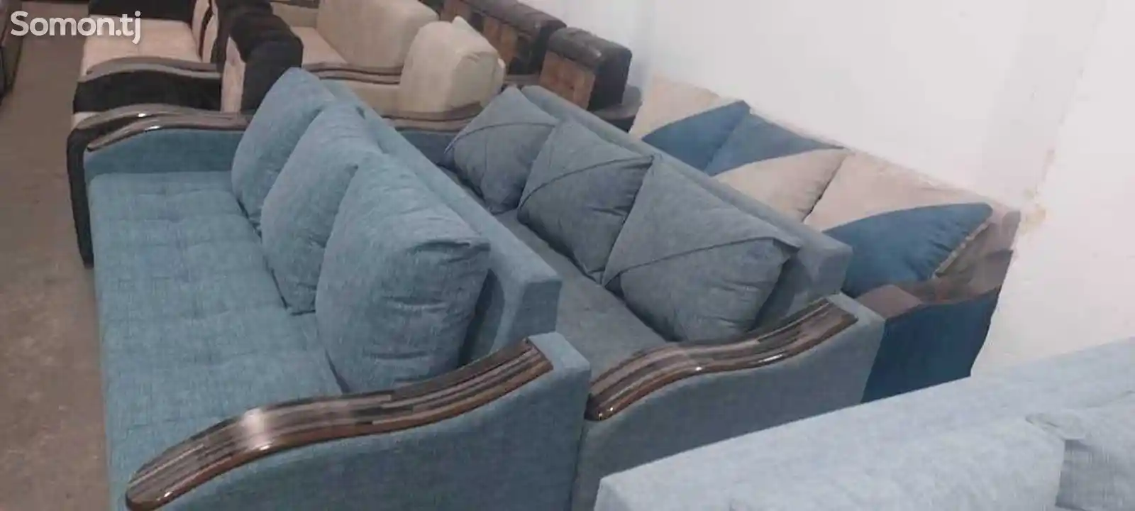 Мягкий диван-6
