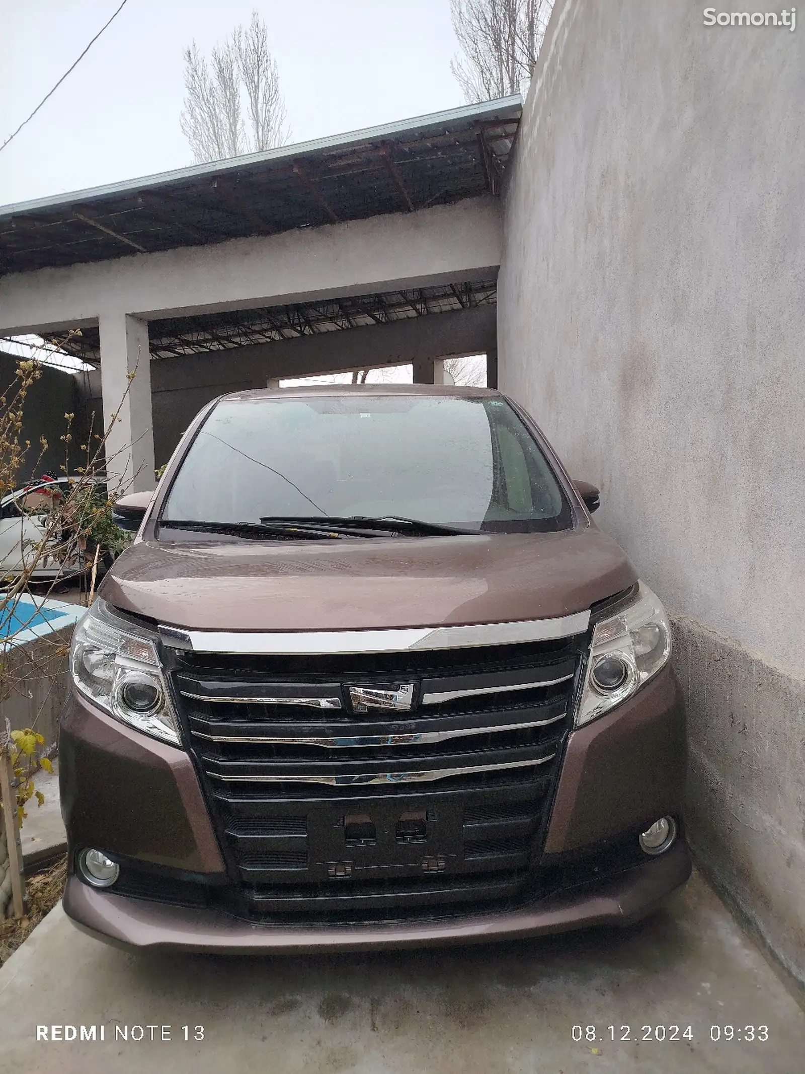 Toyota Noah, 2015-1