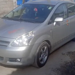 Toyota Verso, 2008