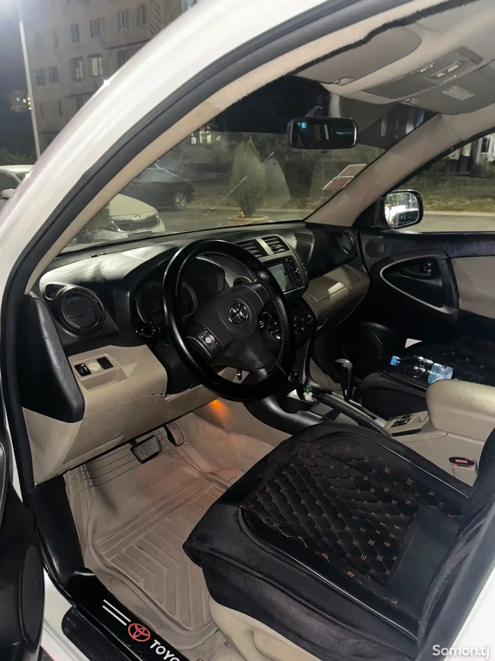 Toyota RAV 4, 2012-7