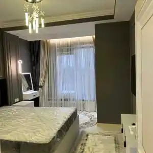 1-комн. квартира, 5 этаж, 55 м², Дом печать