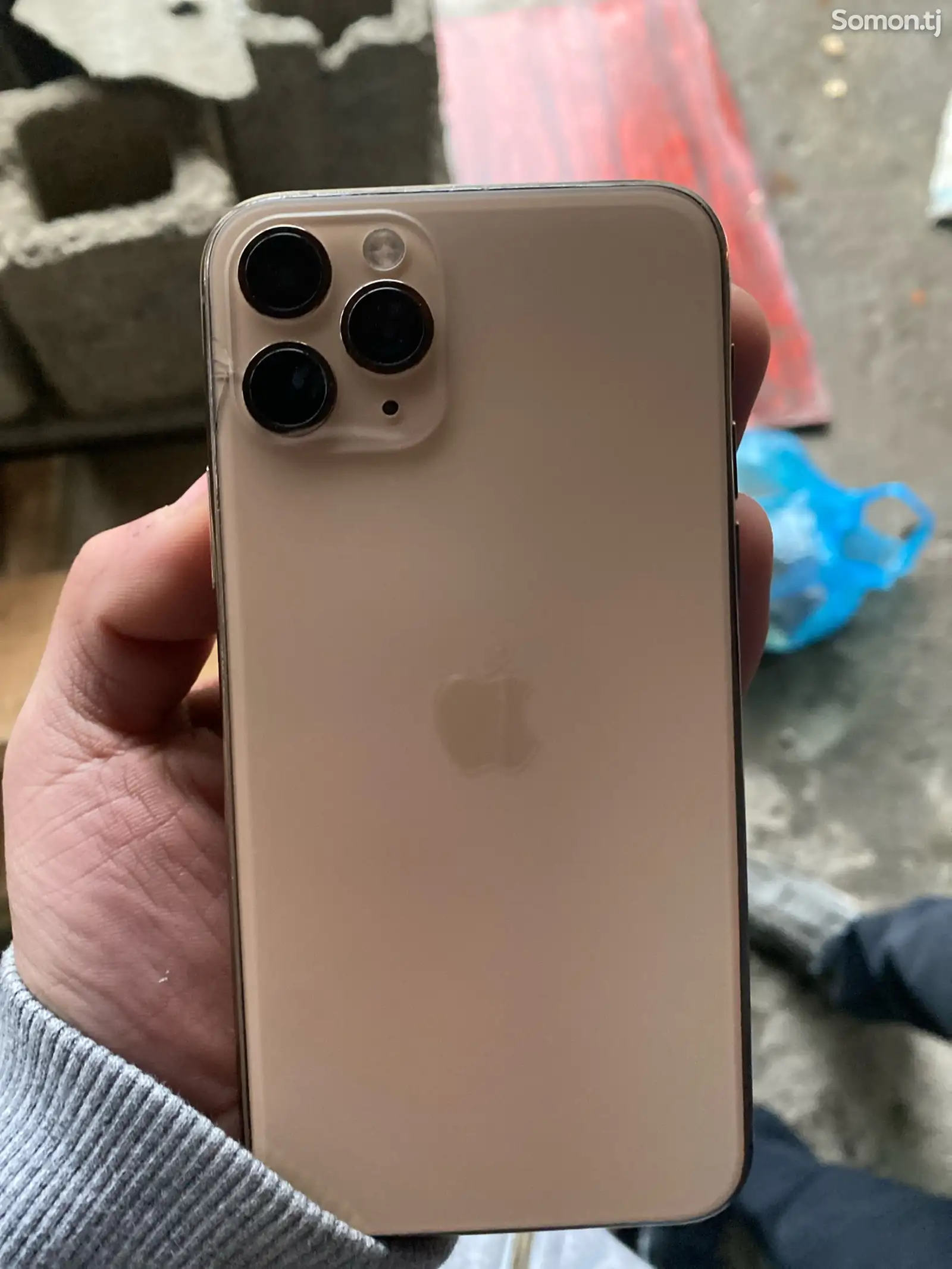 Apple iPhone 11 Pro, 256 gb, Gold-1