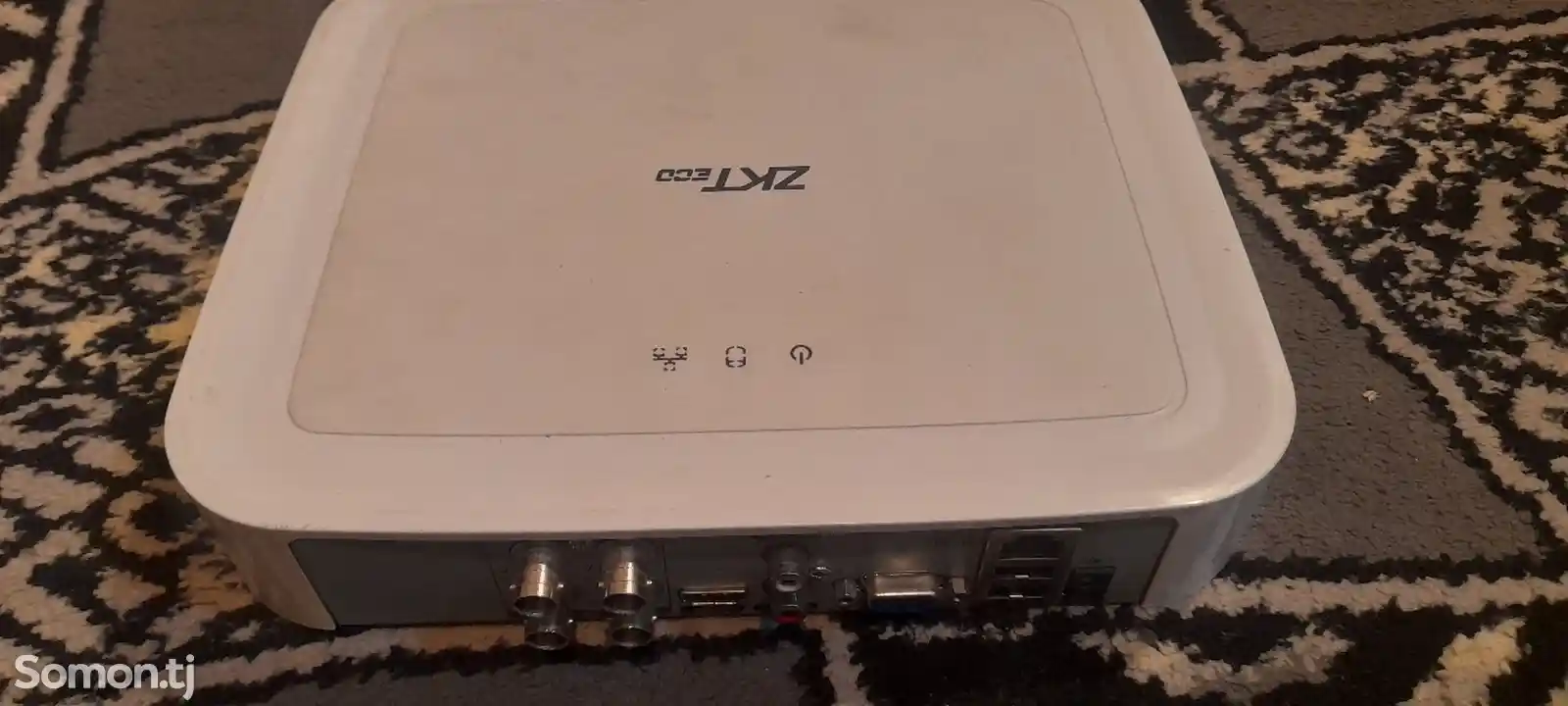 Видеорегистратор ZTKeco 4CH HD DVR-1