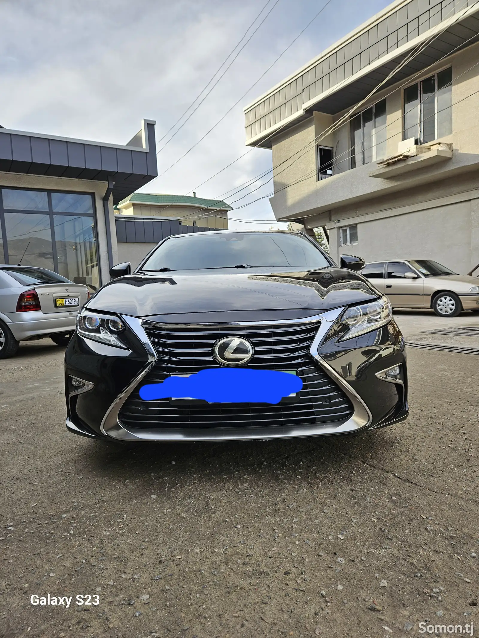 Lexus ES series, 2017-1