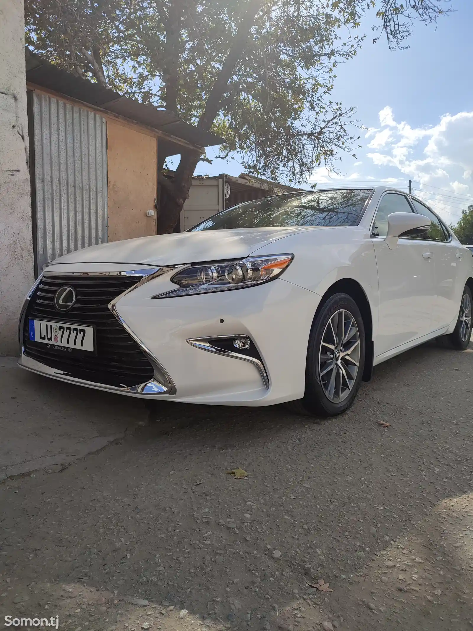 Lexus ES series, 2015-5