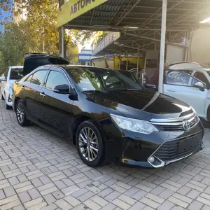 Toyota Camry, 2015