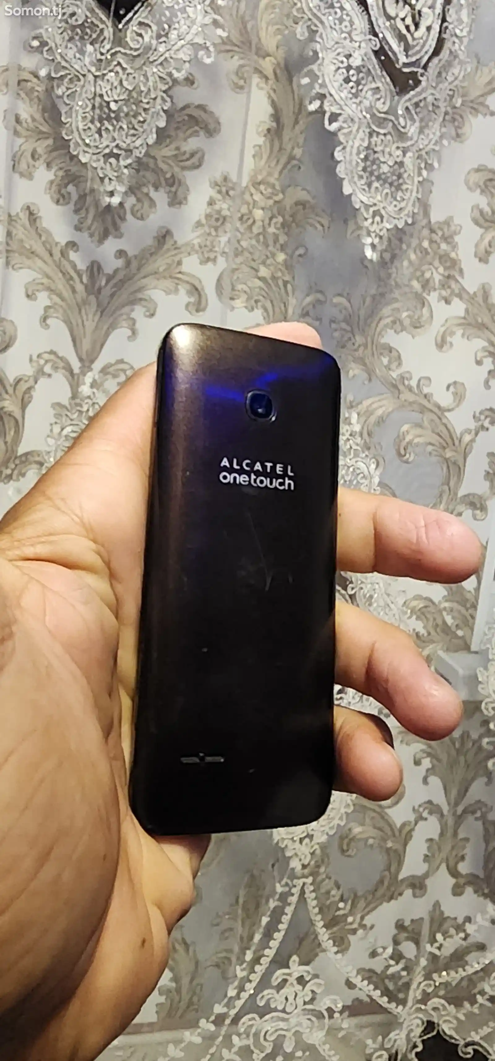 Телефон alcatel lucent-1