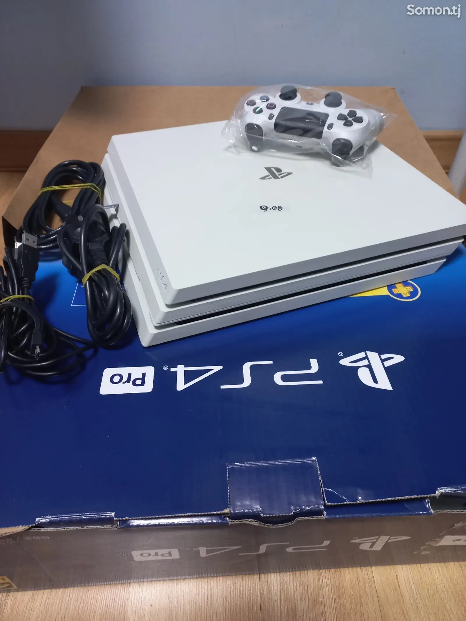 Игровая приставка Sony PlayStation 4 pro-1